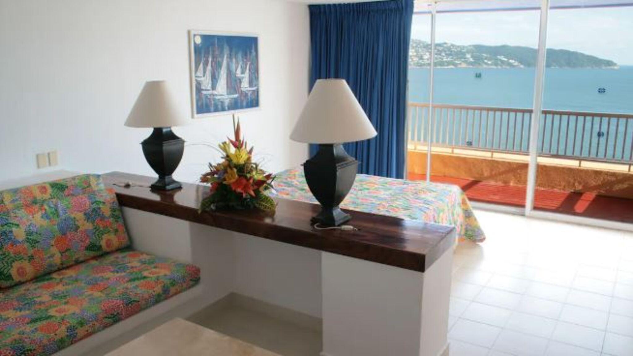 Ritz Acapulco All Inclusive Exterior photo A bedroom at the hotel