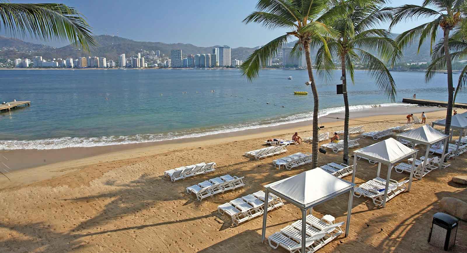 Ritz Acapulco All Inclusive Exterior photo View of the beach