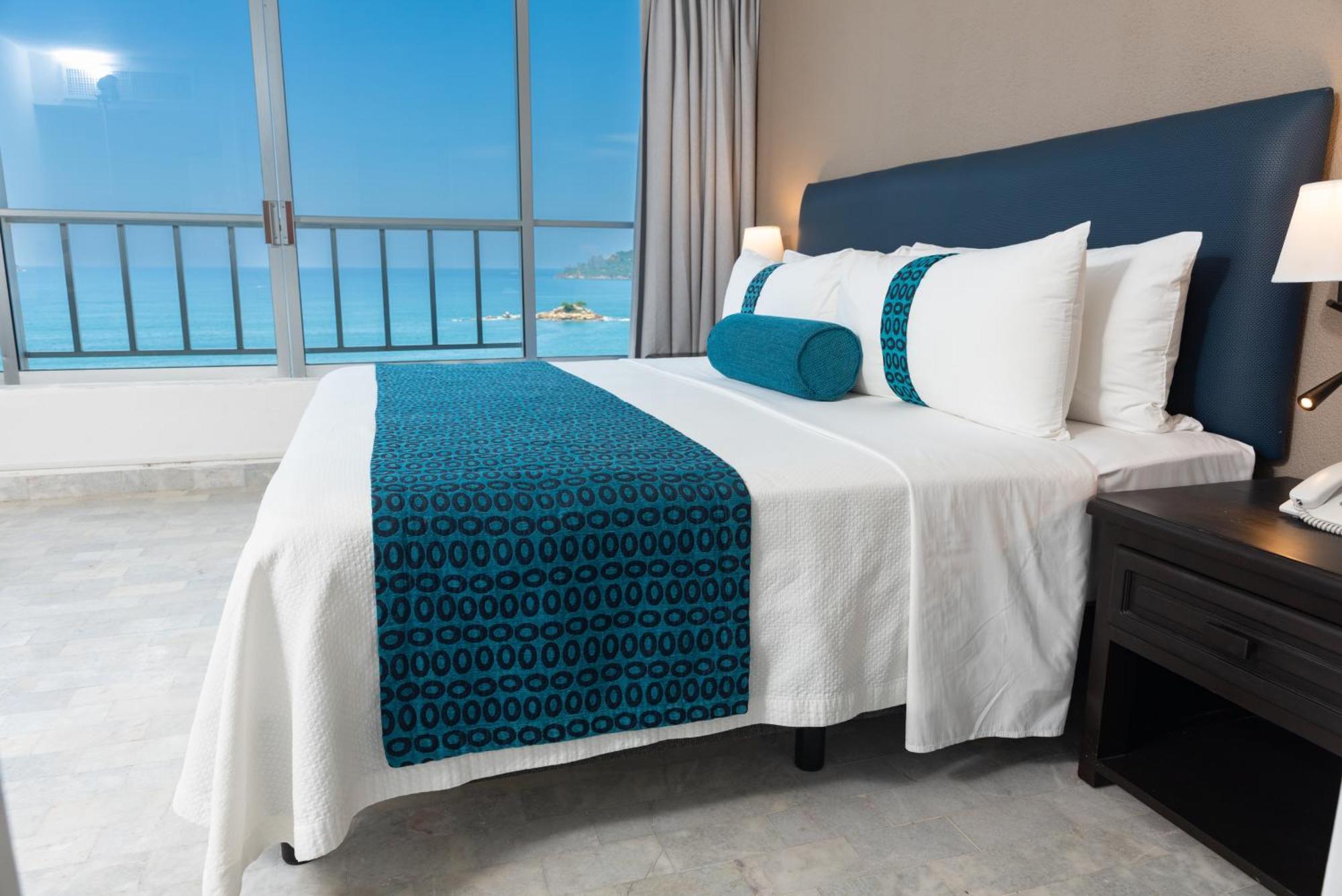 Ritz Acapulco All Inclusive Exterior photo A bed runner